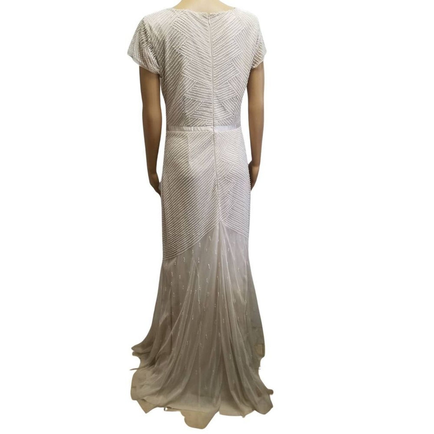 WEDDING GOWN | ADRIANNA PAPELL Cream Beaded Short Sleeve Formal Sweeper Size 12