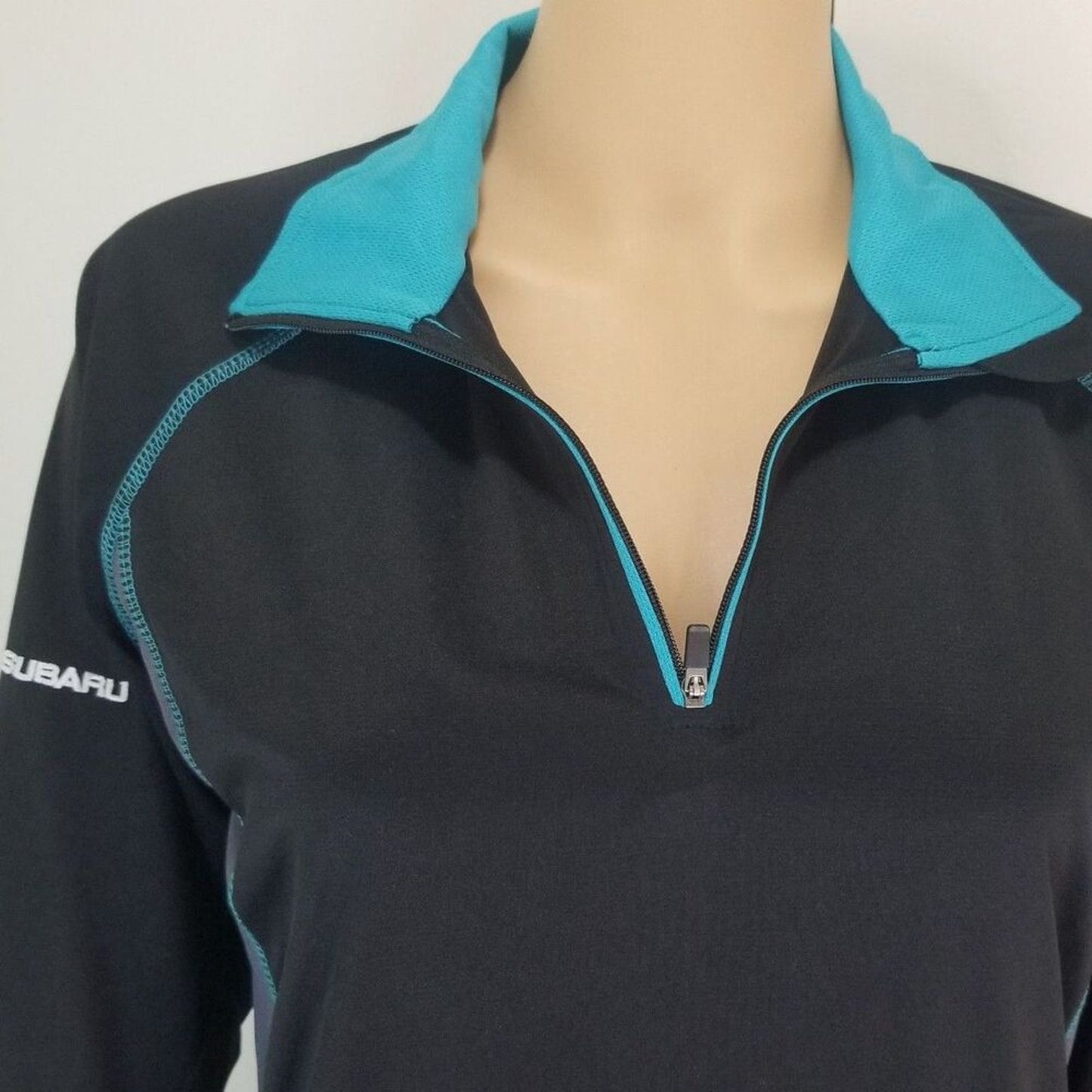 Subaru Black Label Black with Blue Pullover Zip Up Collar Shirt Size Small