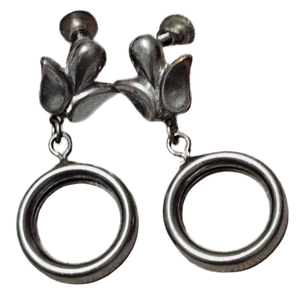 1950s Vintage Flower Dangling Loop Clip On Earrings Silver Tone Twist On Closure