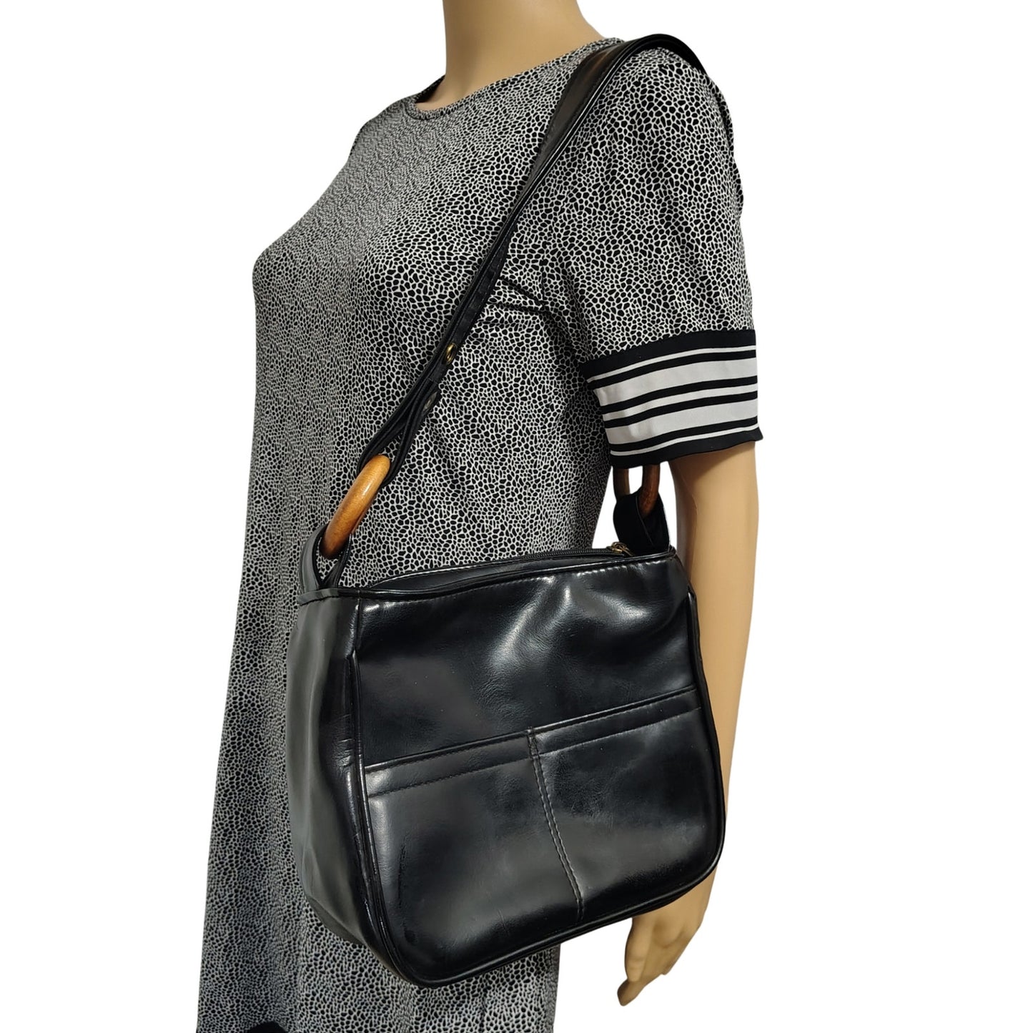 1970s Black Vinyl Convertible Shoulder Handbag Top Handle Purse Wood Loops