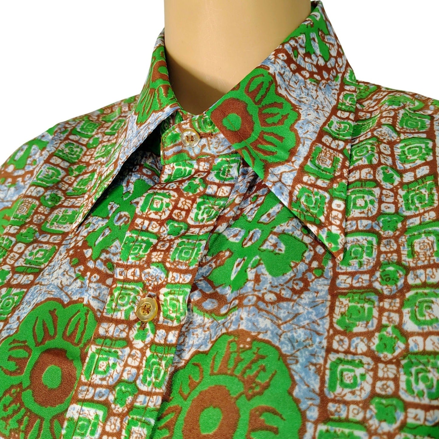70s Green Polynesian Style Wing Tip Button Up Permanent Press Shirt Size Medium