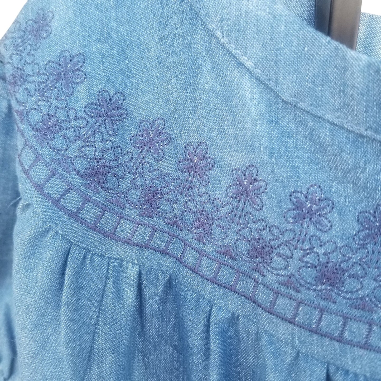 Heart Soul Embroidered Short Blue Jean Dress Cap Sleeves Lined Lace Hemline Size Large