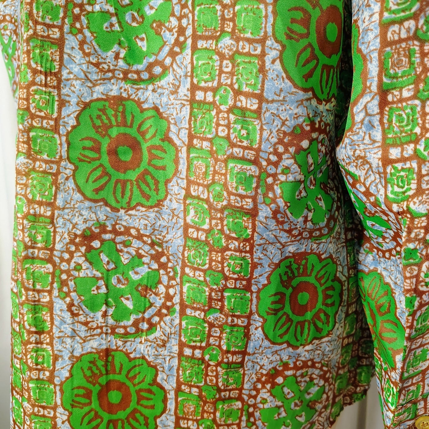 70s Green Polynesian Style Wing Tip Button Up Permanent Press Shirt Size Medium