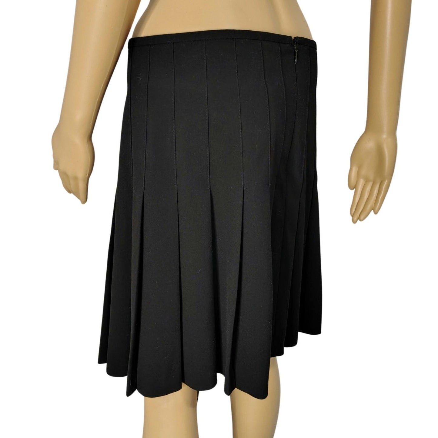 Norma Kamali Black Pleated Short Drop Waist Skirt Size 6