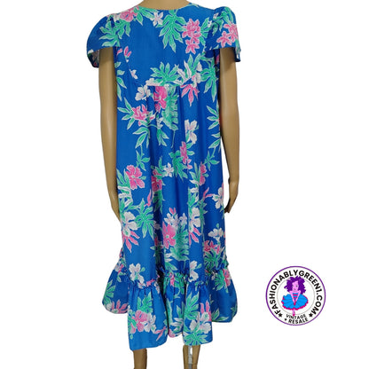 1970s Blue Hawaiian Pink Floral Pullover Caftan House Dress Cap Sleeves Wide Loose Fit [Vintage]
