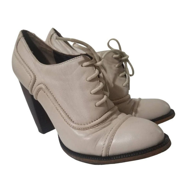 Cream Leather Platforms Booties Seam Detail Heels Round Heel Devani Size 8.5