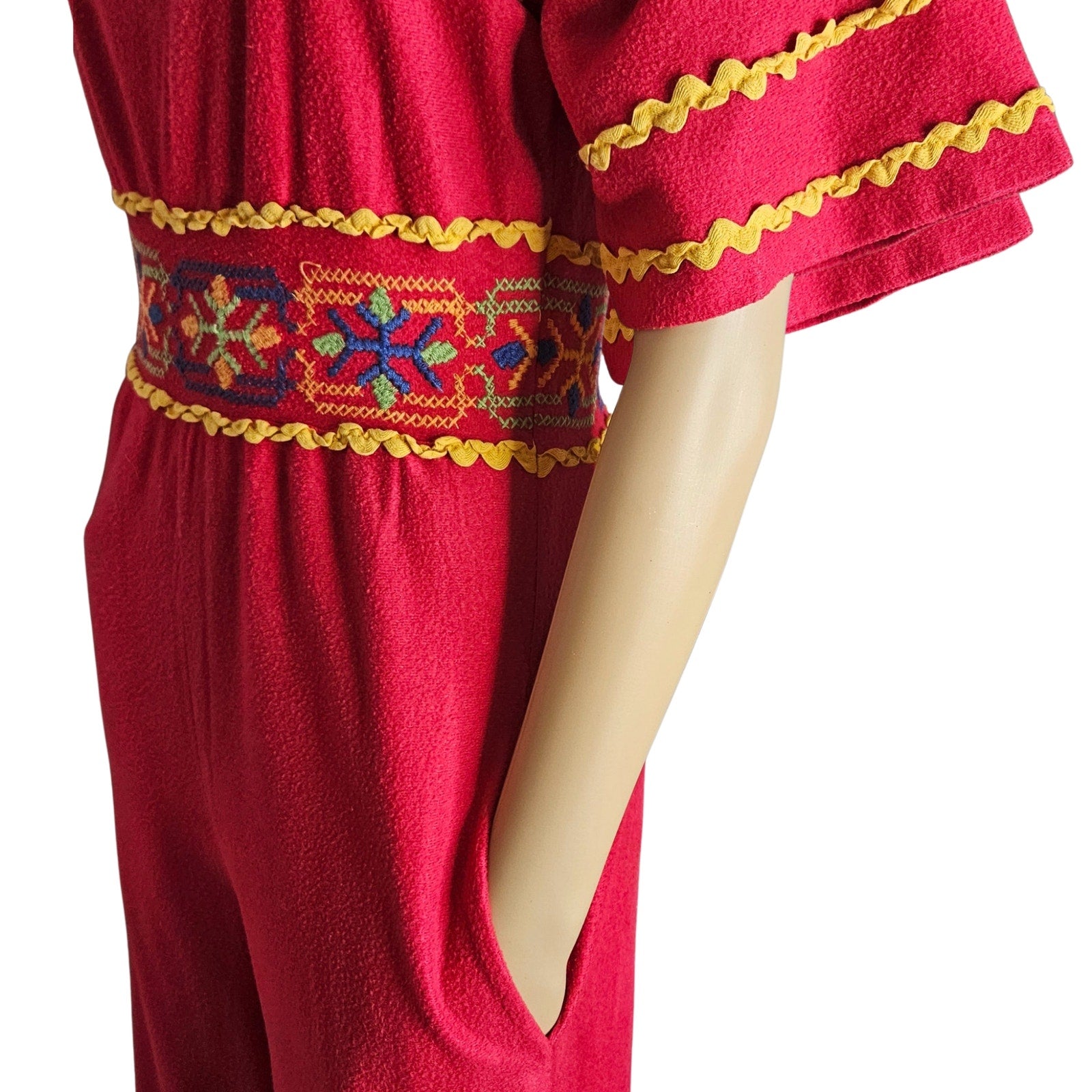 1990s Embroidered Red Katz Culotte Short Sleeve Romper Long Back Zipper Size Small