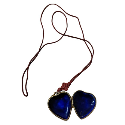 1900s Cloisonne Enamel Red Floral Heart Trinket Locket Pendant Necklace Red Cord [Antique]