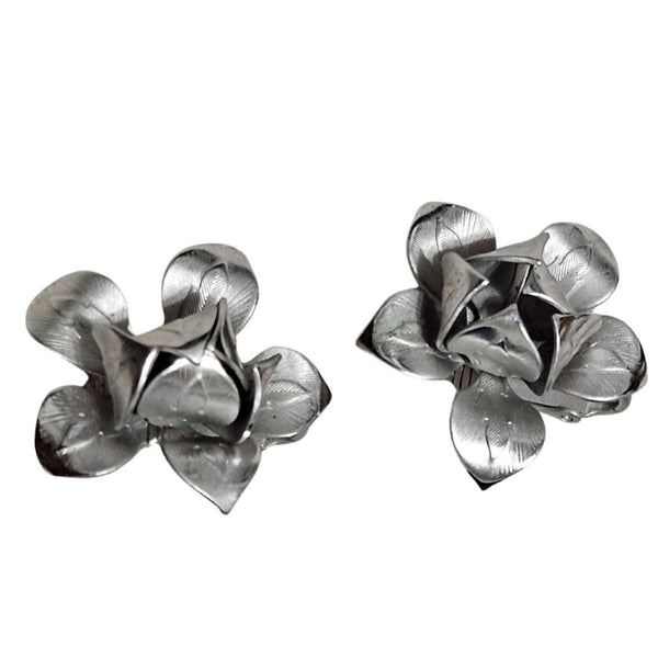 1950s Vintage Flower Dangling Loop Clip On Earrings Silver Tone Twist On Closure [vintage]