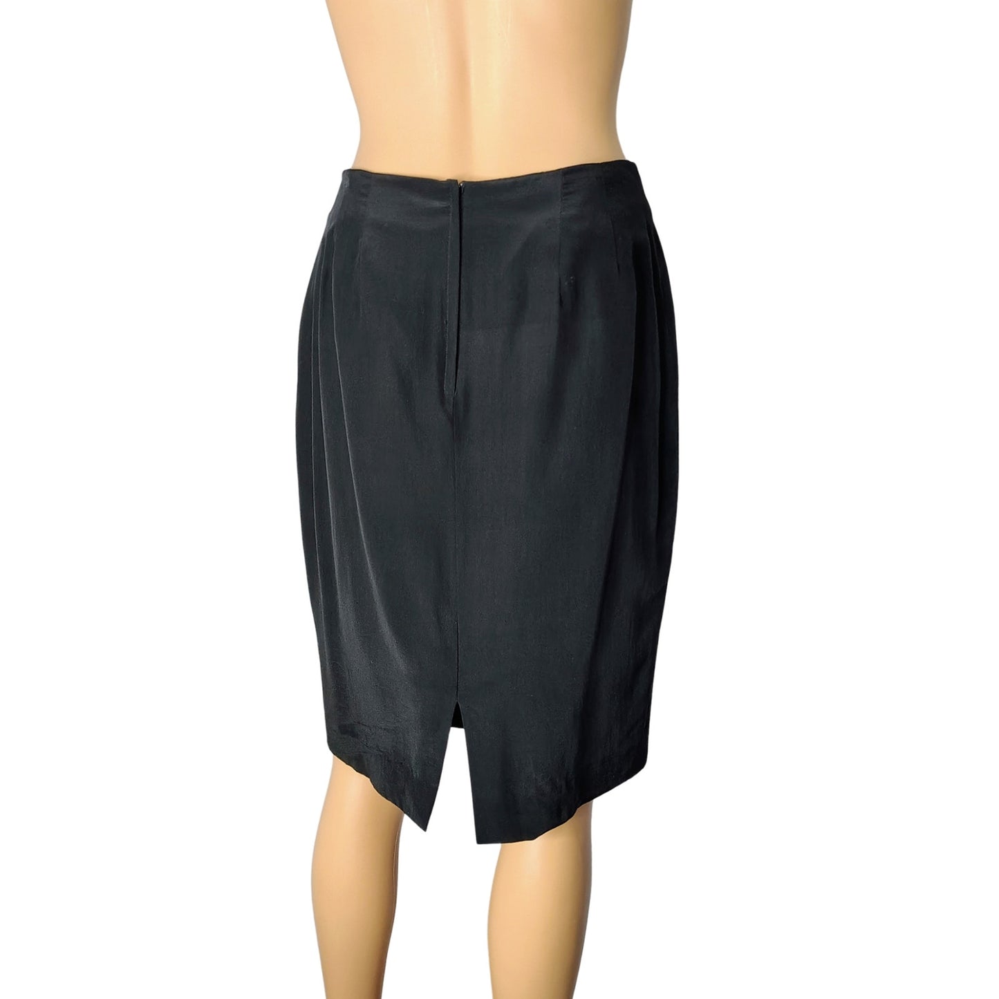 100% Silk 1990s Lined Black Pencil Skirt Back Zipper Back Slit Size 8 Like New