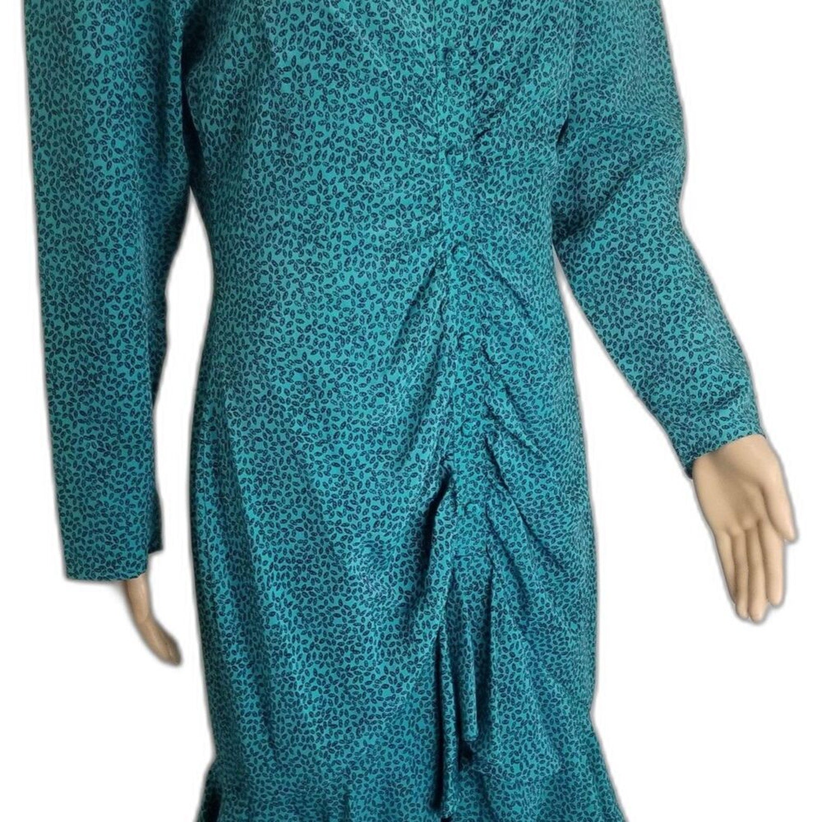 1980s Green Micro Feather Long Sleeve Mermaid Wiggle Dress Size Large [Vintage]