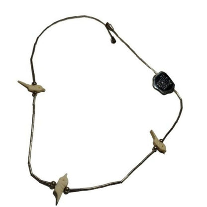 1970s Cream Carved Bird Shell Beads Liquid Silver Single Strand Necklace 16 Inch