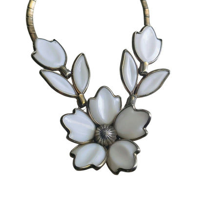 Vintage Crown Trifari White Milk Glass Flower Poured into Gold Tone Necklace