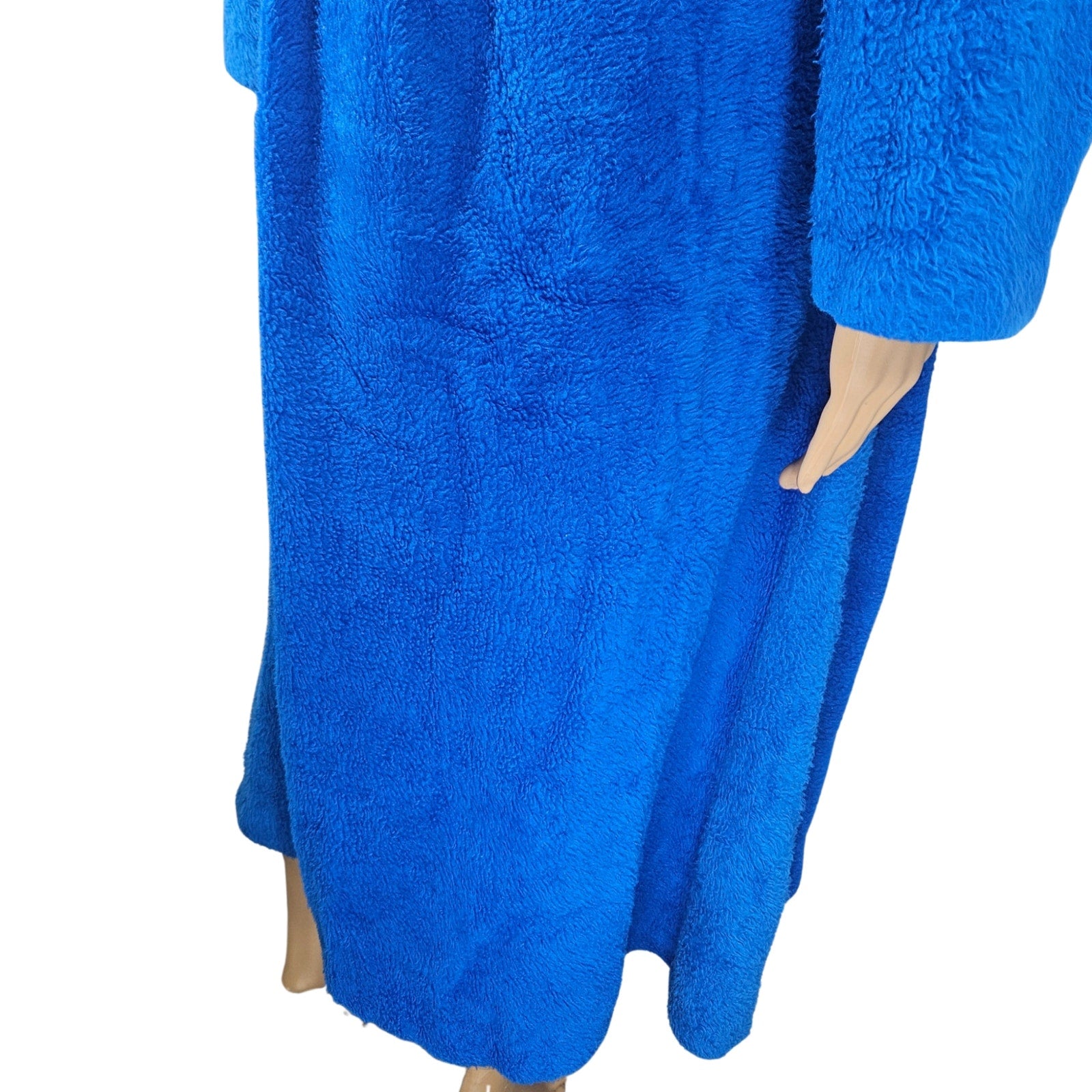 1970s Electric Blue Shaggy Full Length Robe Matching Belt Teddy Bear Fleece
