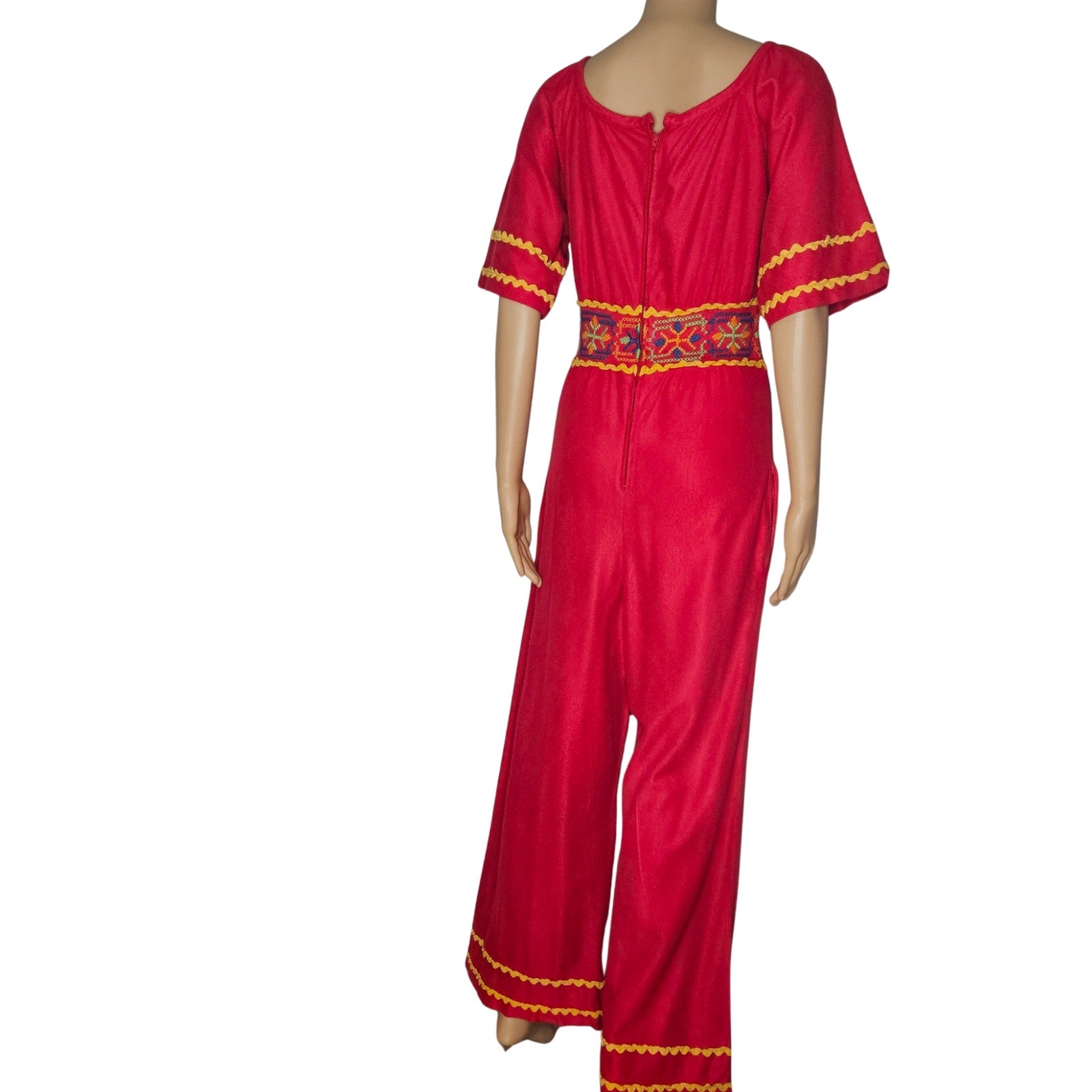 1990s Embroidered Red Katz Culotte Short Sleeve Romper Long Back Zipper Size Small