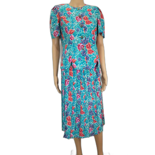1990s Leslie Fay Dresses Blue Floral Two 2 Piece Pleated Skirt Set Size 6P [Vintage]
