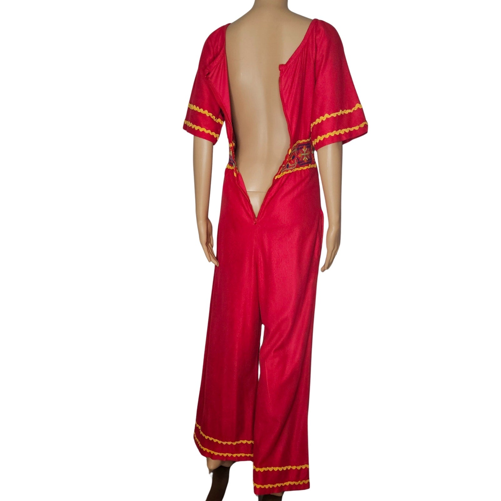 1990s Embroidered Red Katz Culotte Short Sleeve Romper Long Back Zipper Size Small