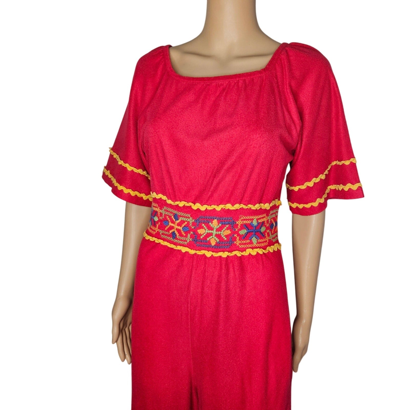1990s Embroidered Red Katz Culotte Short Sleeve Romper Long Back Zipper Size Small