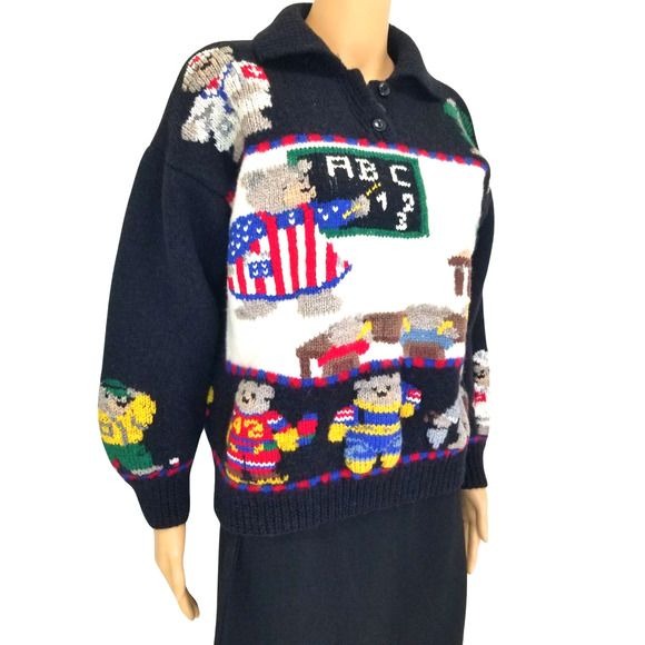 Hand Knit Pure Wool Pullover Collar Sweater Teddy Bear Motif Medium [VINTAGE]