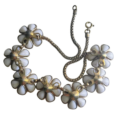 40s Crown Trifari Blossomtime Milk Glass Pearl Floral Choker Necklace [Vintage]