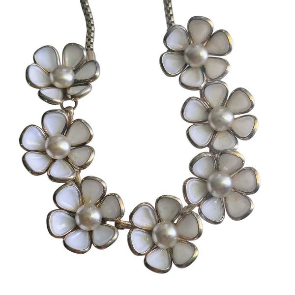 40s Crown Trifari Blossomtime Milk Glass Pearl Floral Choker Necklace [Vintage]