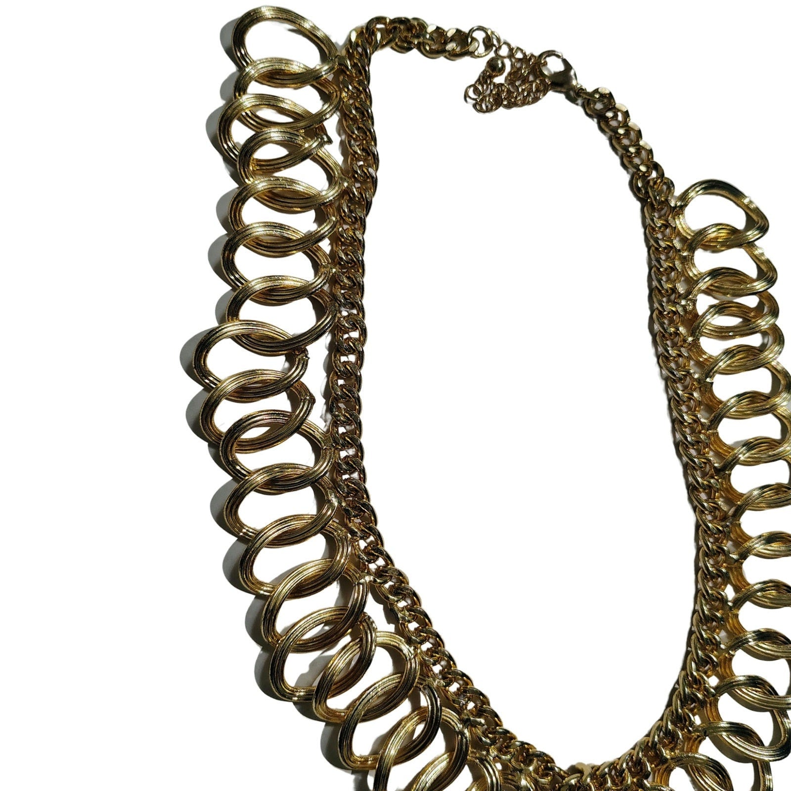60s Textured Gold Chunky Interlocking Rings Collar Statement Necklace [Vintage]