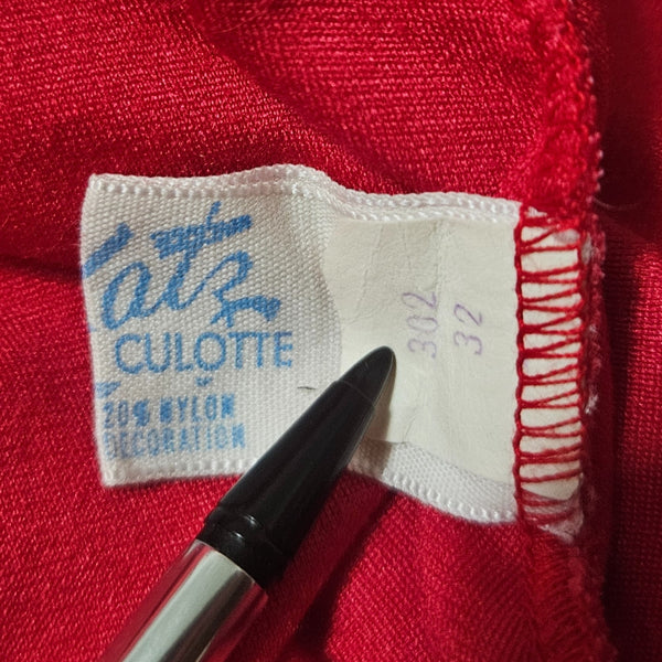 1990s Embroidered Red Katz Culotte Short Sleeve Romper Long Back Zipper Size Small