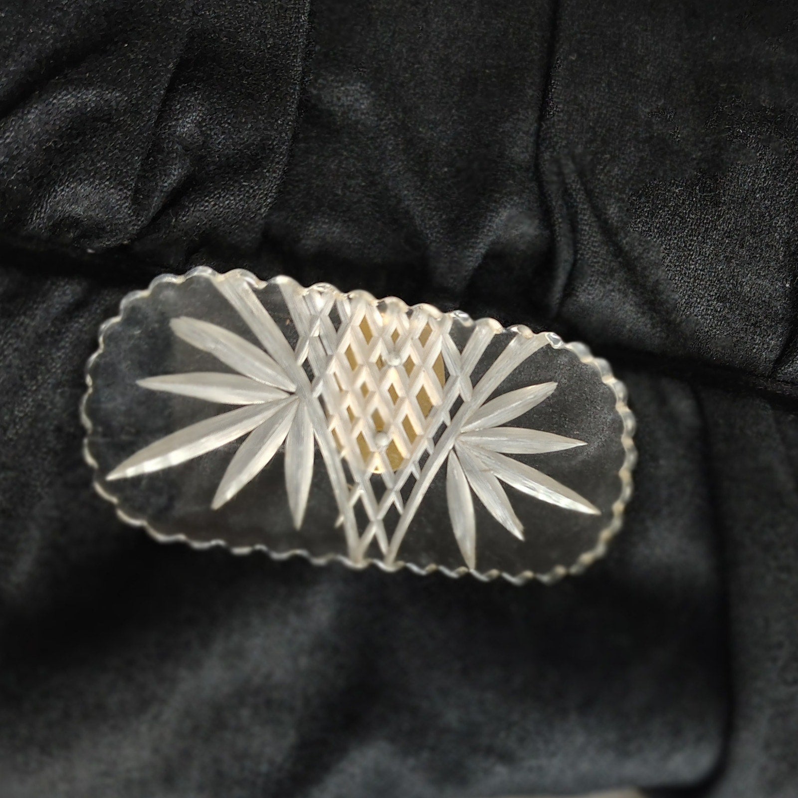 1940s The Meeker Company 100% Virgin Wool Maxi Clutch Lucite Clasp [Vintage]