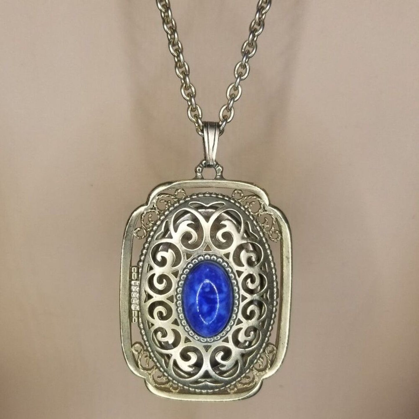 Avon Vintage Ornate Filigree Photo Yesteryear Locket Gold Blue Cabochon Necklace
