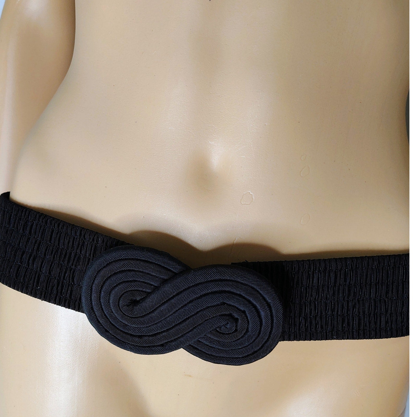 1980s Black Fabric Unity Belt Buckle Elastic Stretchy Belt 36 Inches [Vintage]