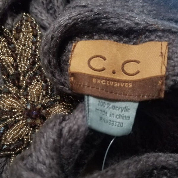 Thick Soft Knit Floral Motif Beaded Flower Applique on Purple Knit Circle Scarf