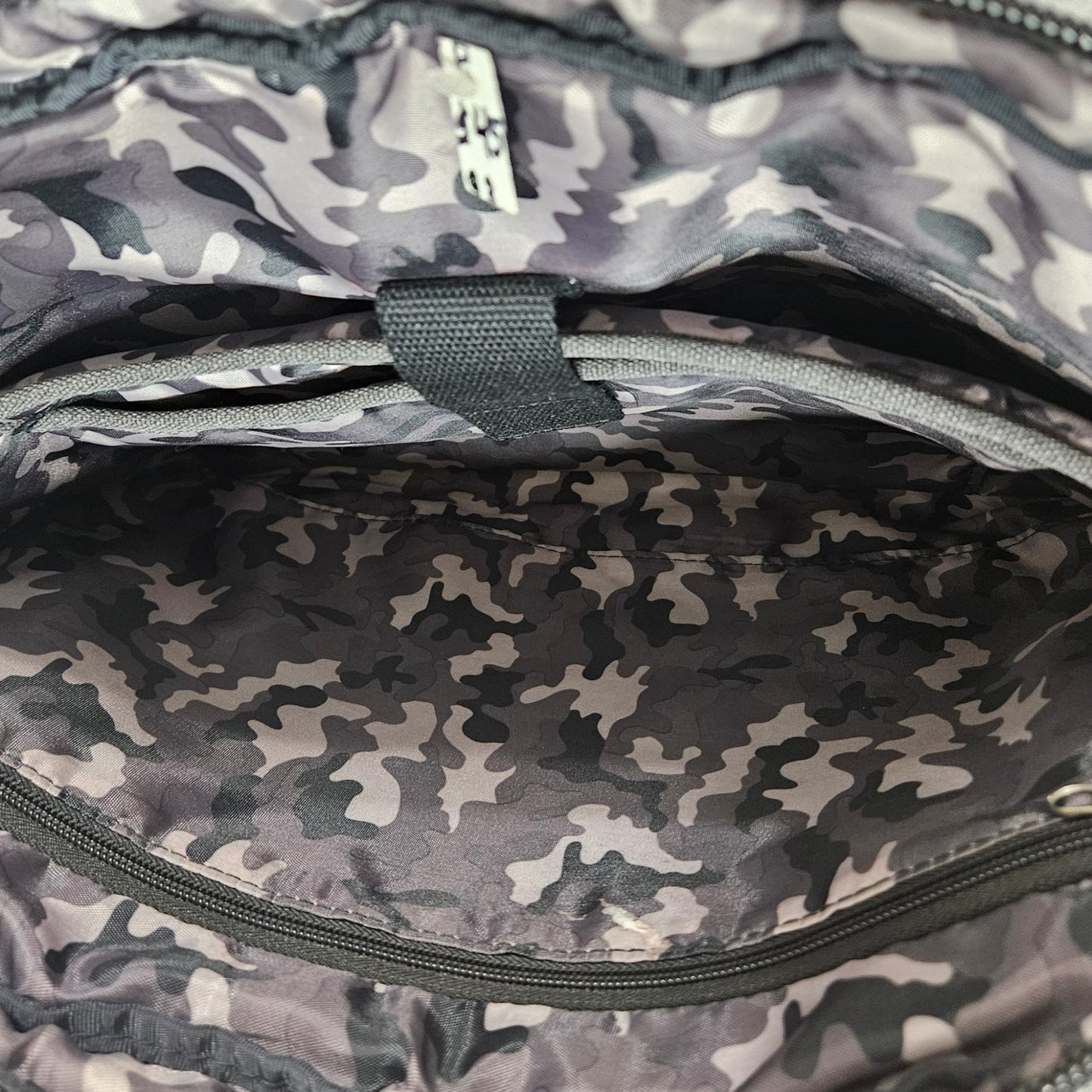 Gray Canvas Satchel Laptop Bag Kenneth Cole Reaction Camouflage Lining