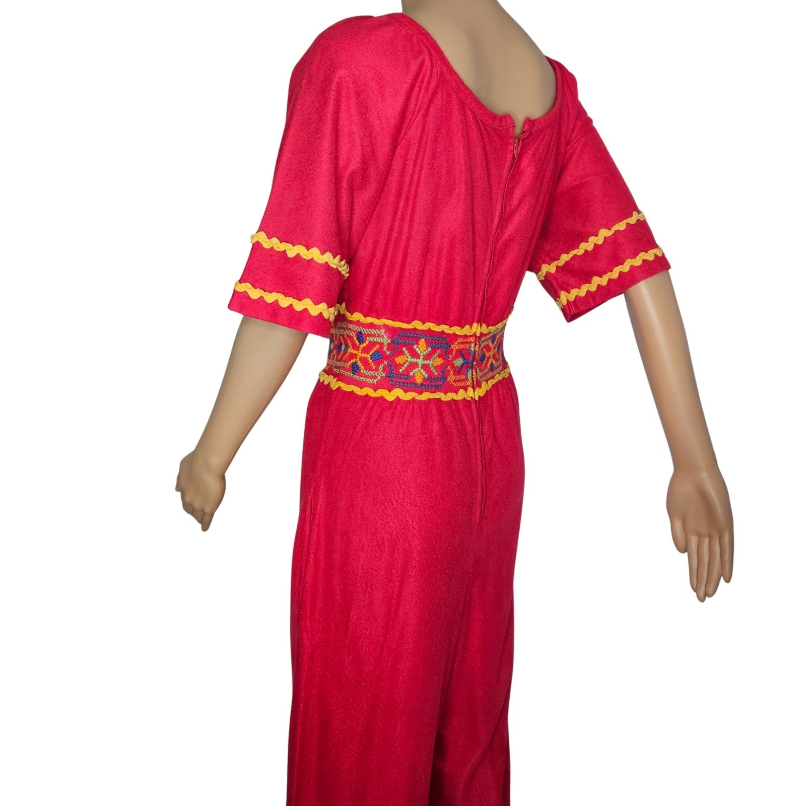 1990s Embroidered Red Katz Culotte Short Sleeve Romper Long Back Zipper Size Small