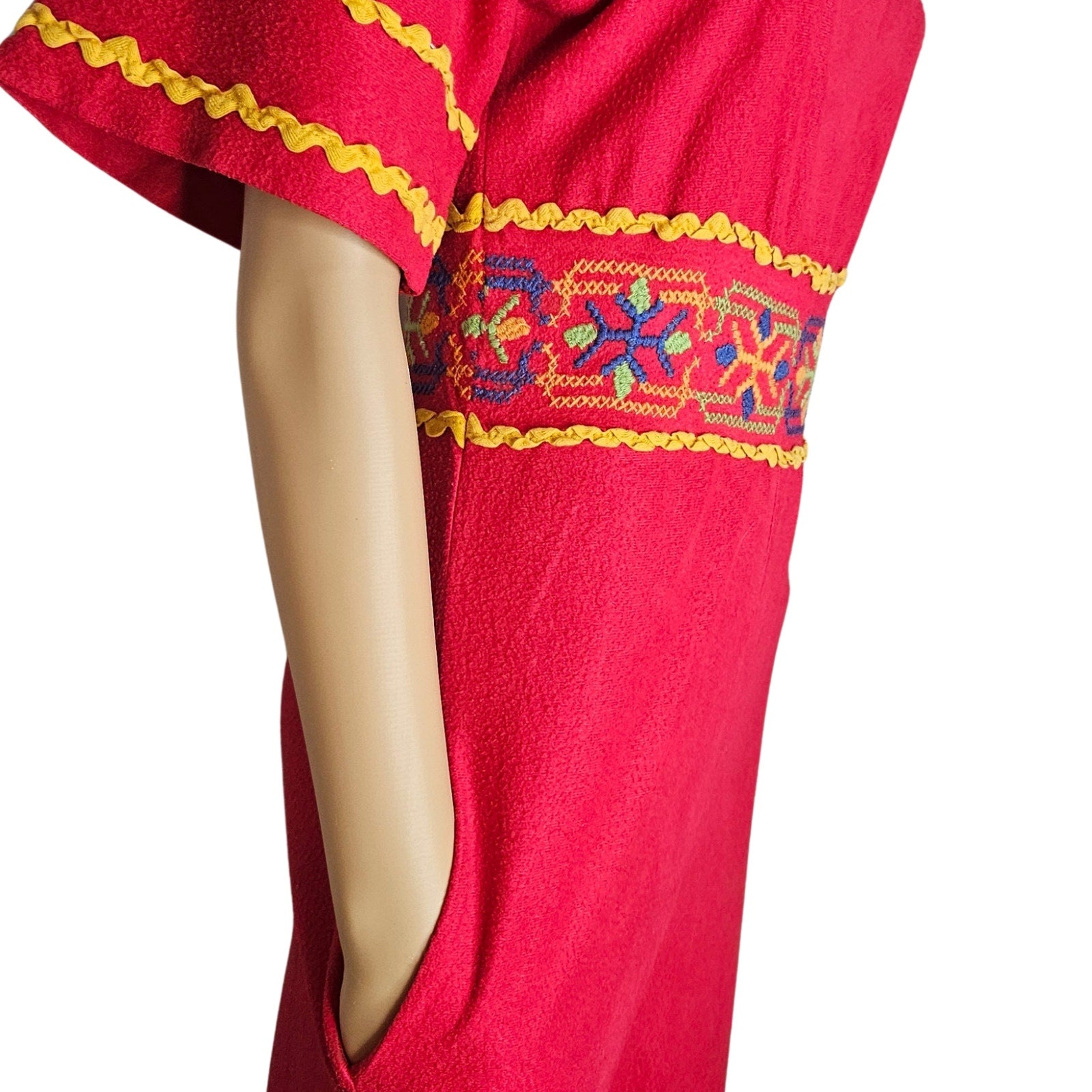 1990s Embroidered Red Katz Culotte Short Sleeve Romper Long Back Zipper Size Small