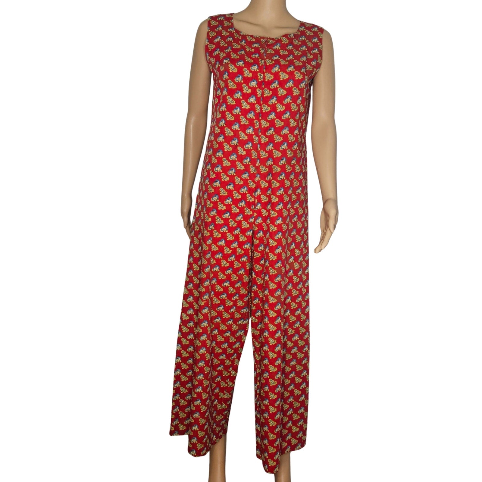 1970s Red Fluer De Lis Short Sleeve Zip Up Wide Culotte Legs Romper Size Small