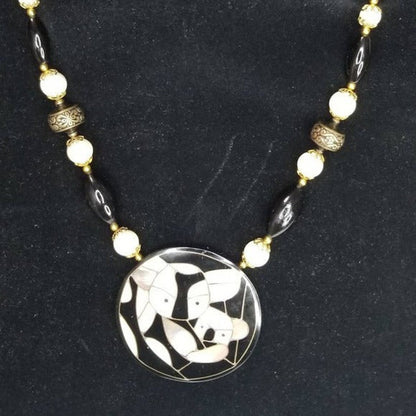 Panda Mom & Baby Pendant Beaded Necklace Mother of Pearl VINTAGE Jewlery