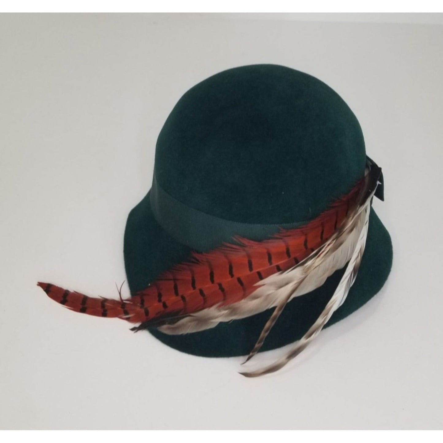 1960s Green Frank Olive Wool Hat Long Feathers Hat Band and Double Bow [VINTAGE]