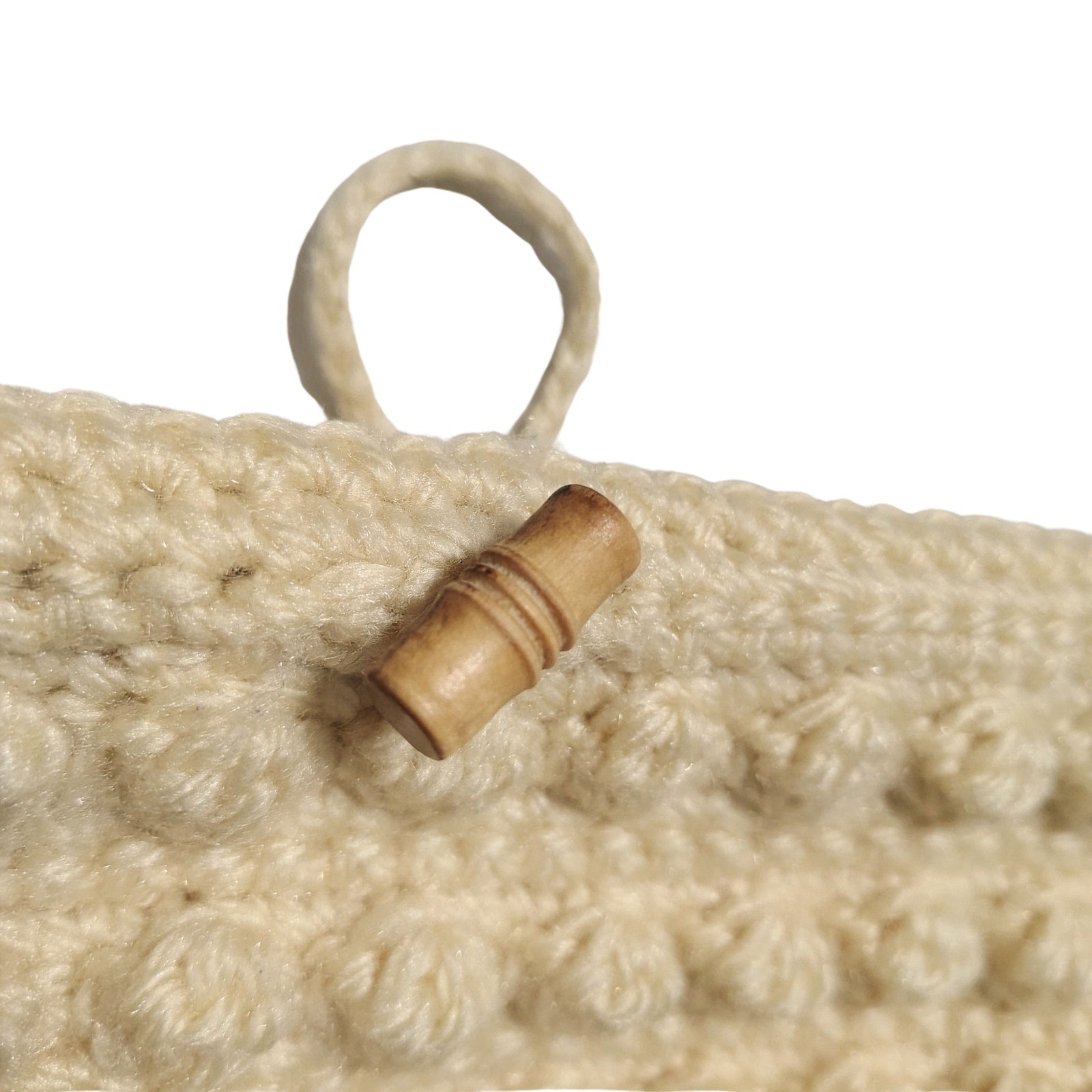 60s Crochet Cord Popcorn Pattern Beige Hand Bag Maxi Clutch Wooden Toggle Purse [Vintage]