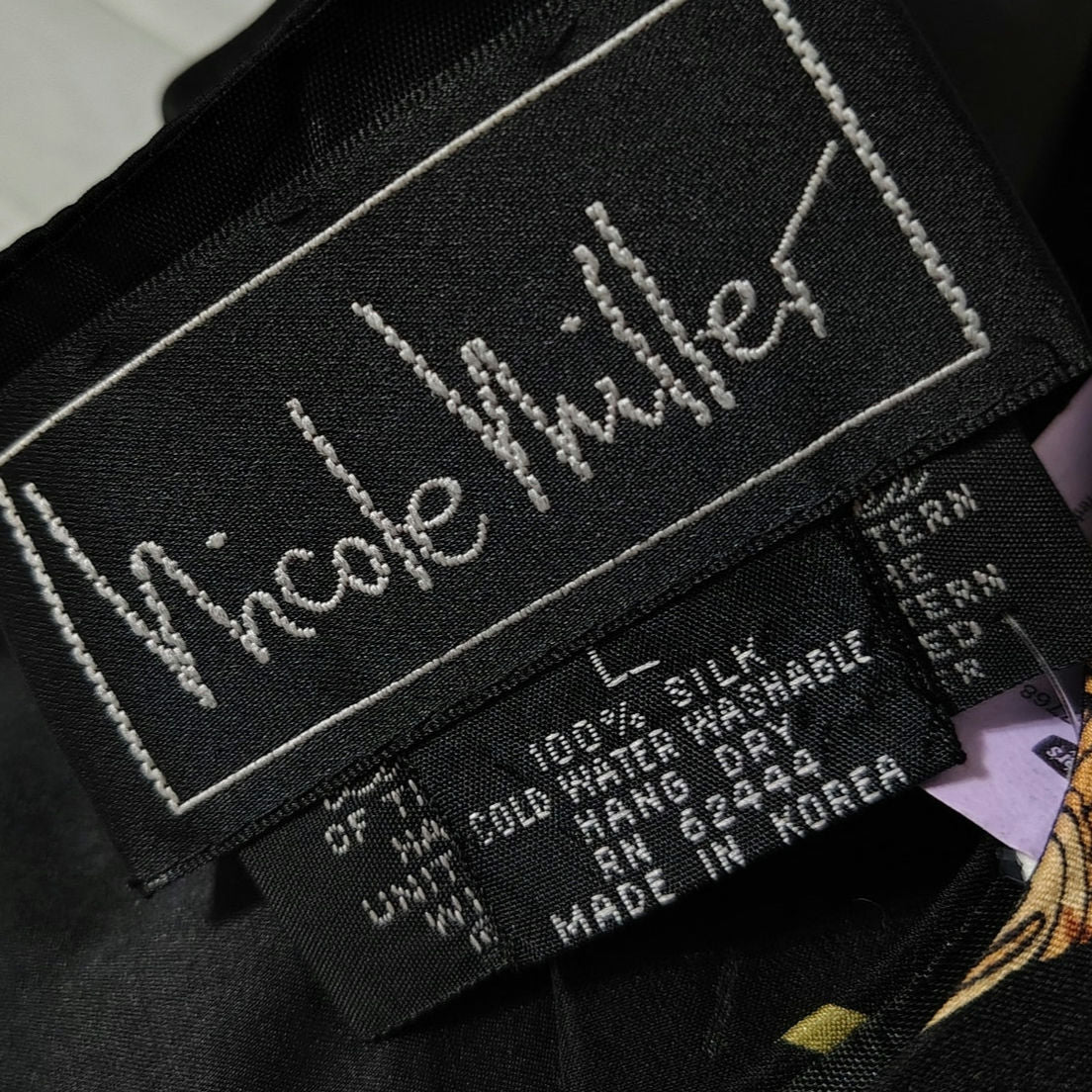 90s 100% Silk Nicole Miller Quirky Makeup Design Adjustable Vest Size Large [Vintage]