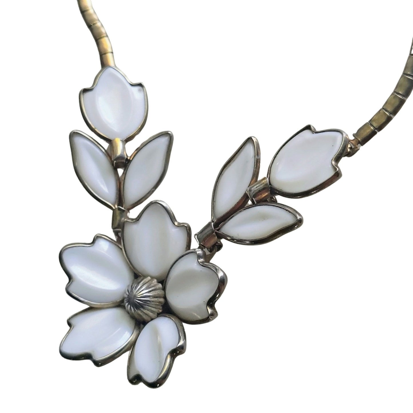 Vintage Crown Trifari White Milk Glass Flower Poured into Gold Tone Necklace