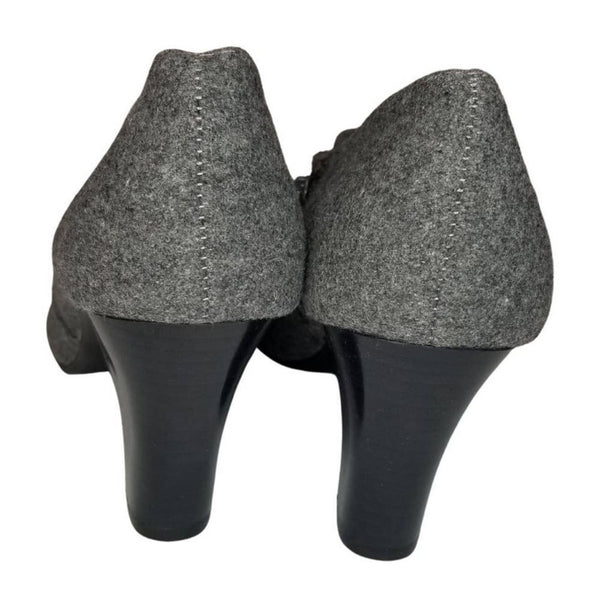 Booties Gray Fabric Round Toe High Heels Inside Zip Closure Size 7 Vegan New