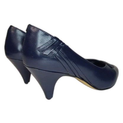 1980s Blue Leather Pump Heels Round Pointy Toe Size 6.5 Gently Used [Vintage]