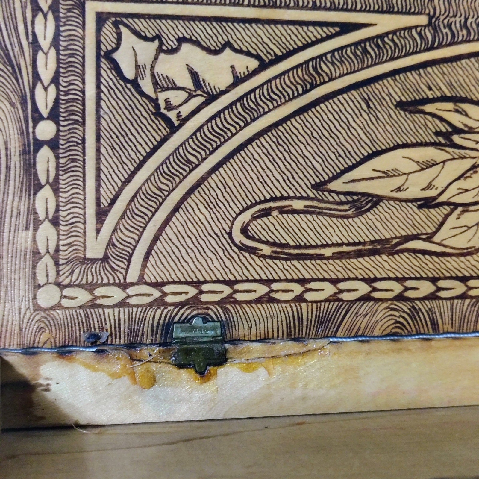 1930s Pyrography Glove Box Wooden Engraved Box Keepsake [Antique]