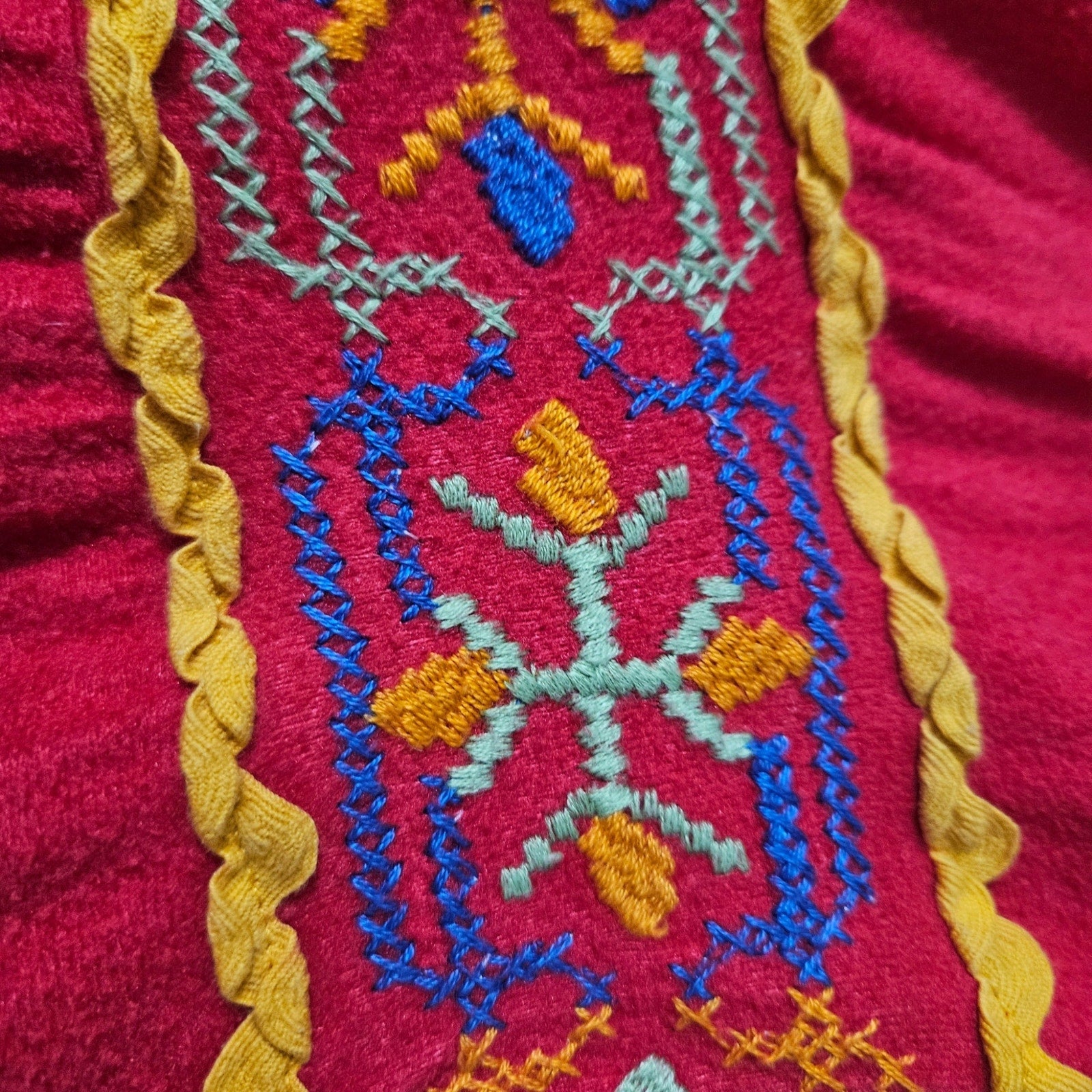 1990s Embroidered Red Katz Culotte Short Sleeve Romper Long Back Zipper Size Small