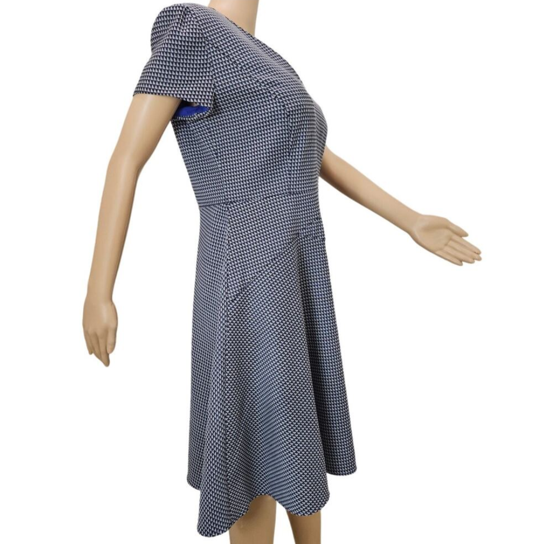 Purple Hugo Boss Halomi V Neck Fit & Flare Back Zip Dress Size 8 US 12 UK 44 IT